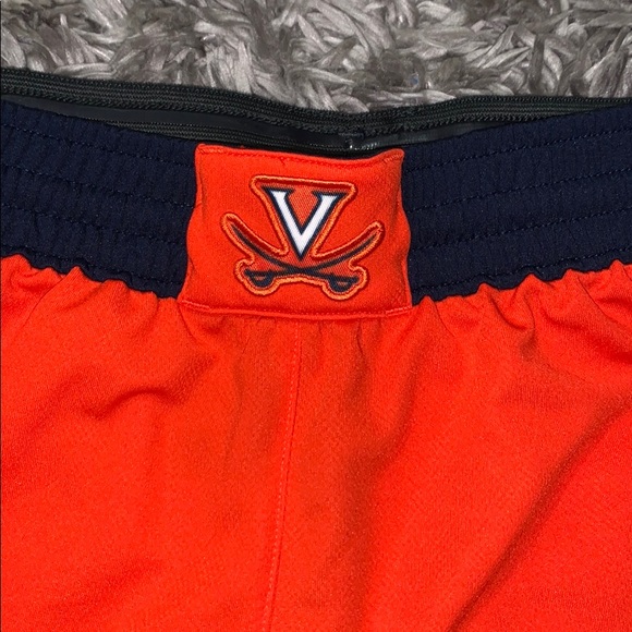 Nike team university of Virginia medium shorts - Picture 2 of 9